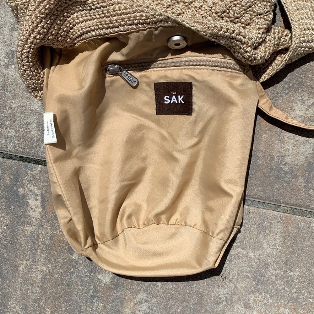 Classics The Sac Hobo Crochet Bag in cream color - Picture 6 of 10